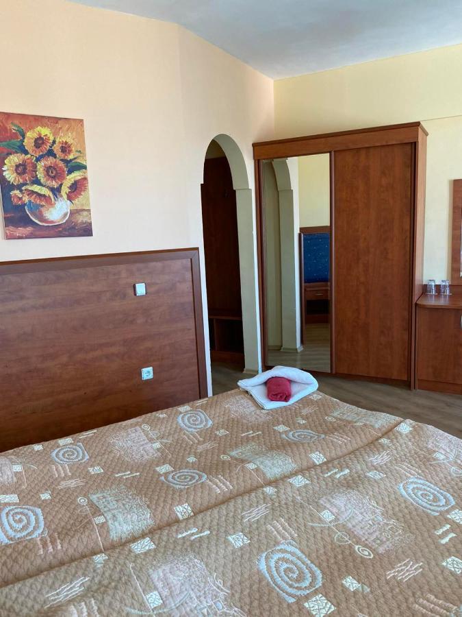 Pancho Family Hotel Kranevo Exteriör bild