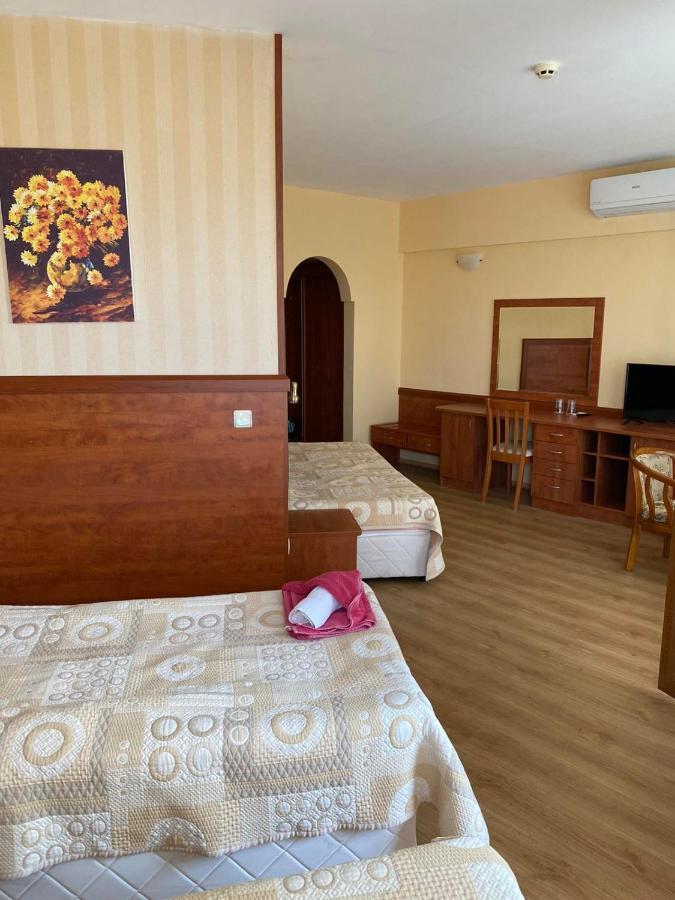 Pancho Family Hotel Kranevo Exteriör bild