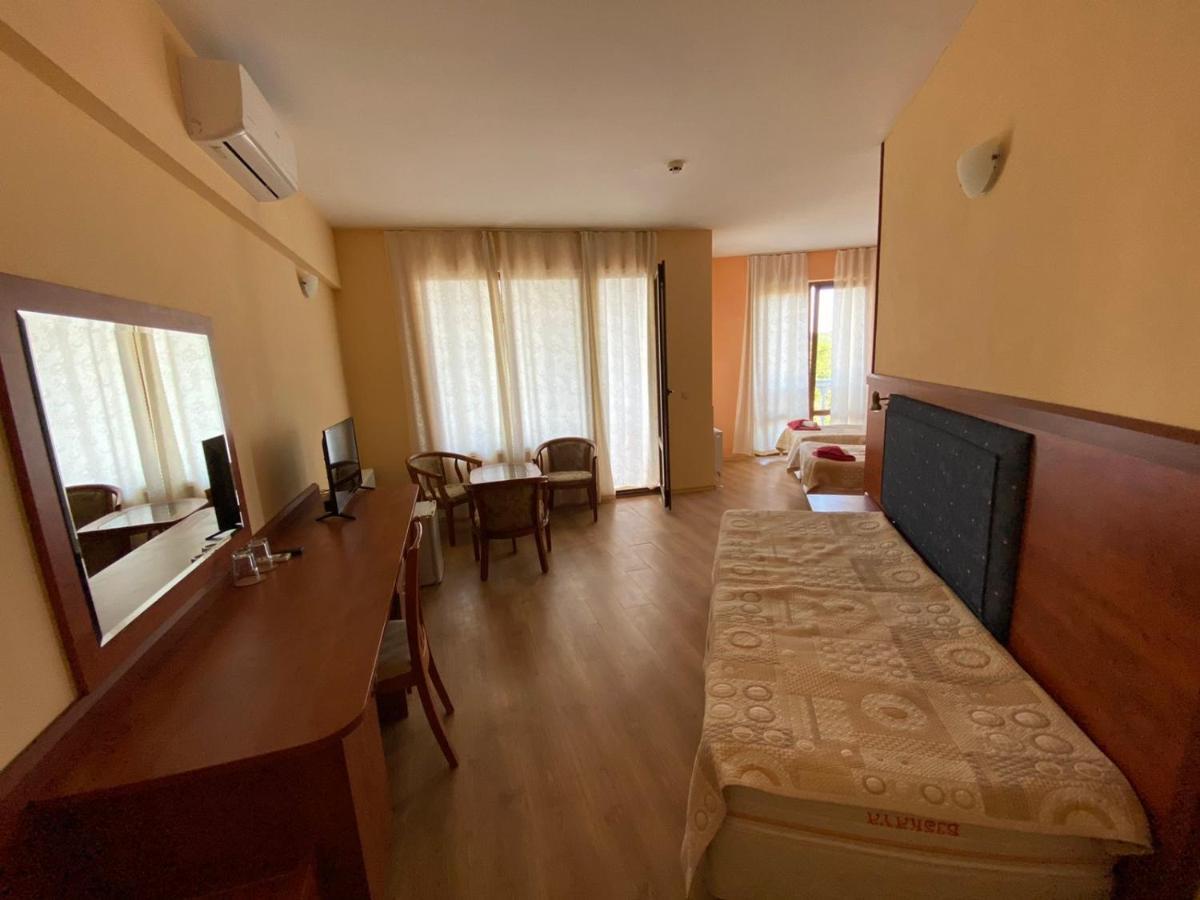Pancho Family Hotel Kranevo Exteriör bild
