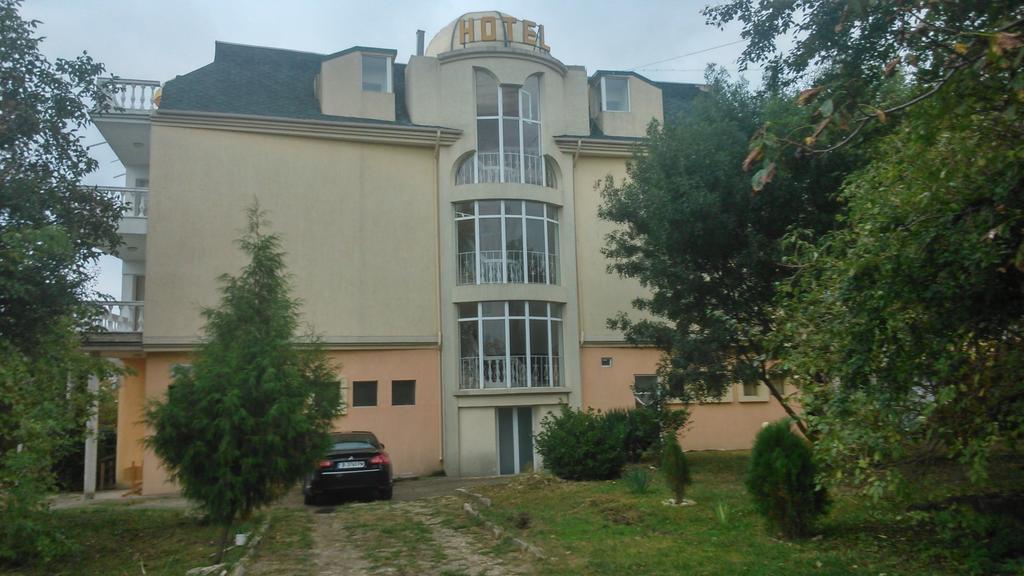 Pancho Family Hotel Kranevo Exteriör bild