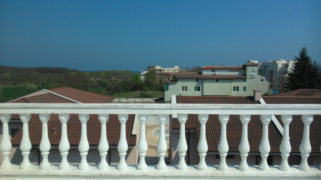 Pancho Family Hotel Kranevo Rum bild
